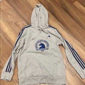 Gray ADIDAS HOODIE Boston Marathon Logo size M